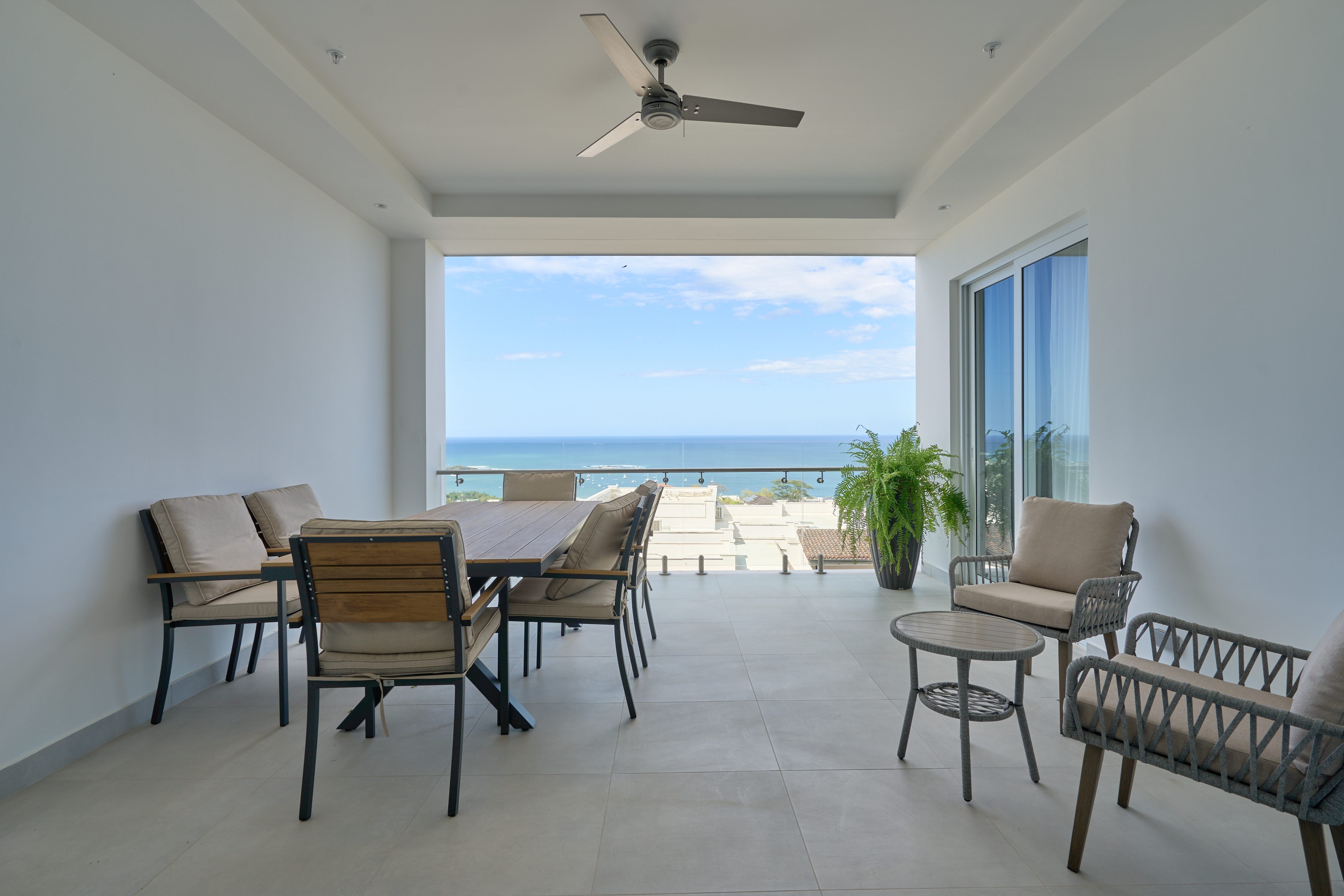 Second Floor - Residence 204