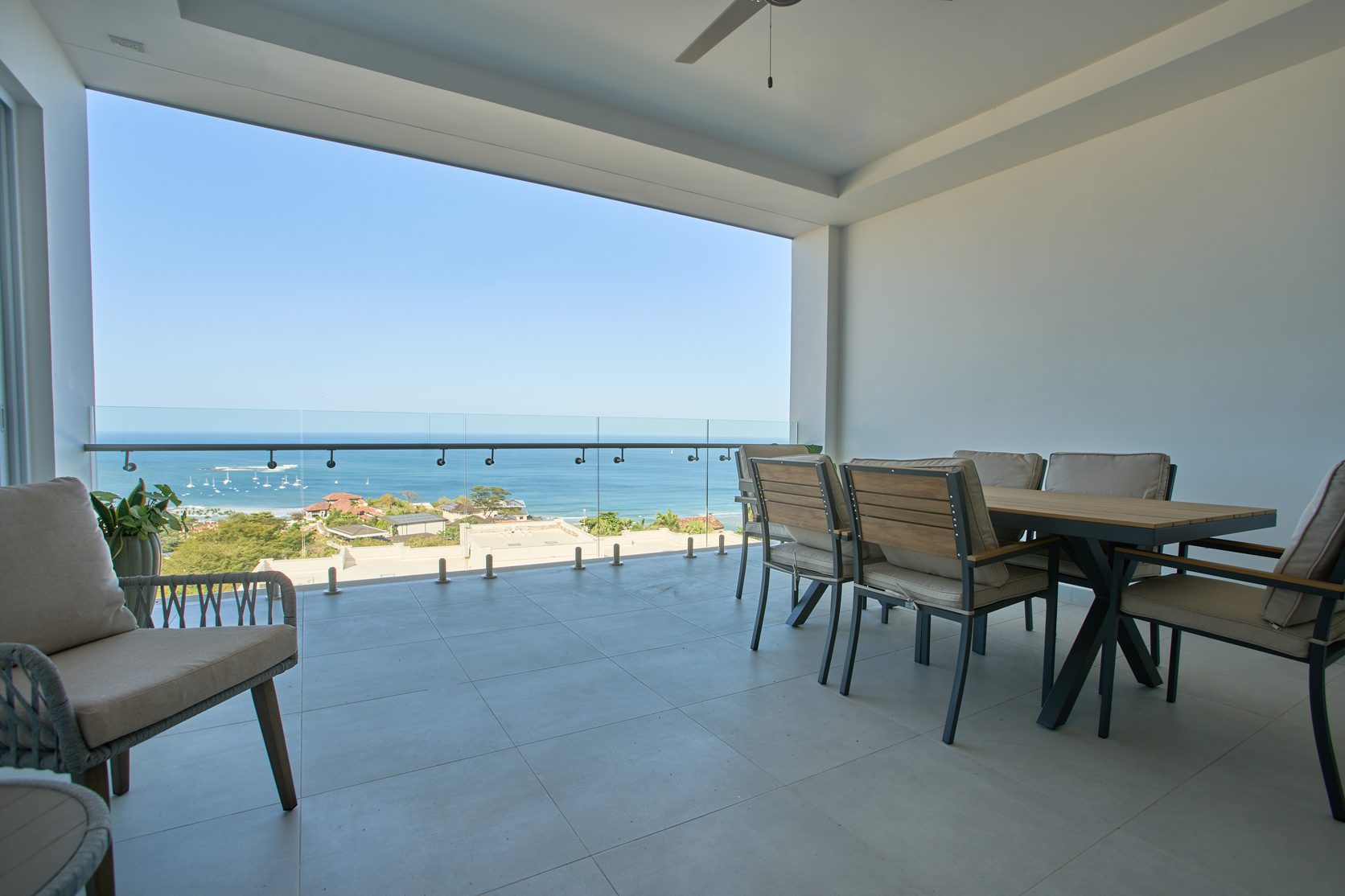 Third Floor - Residence 304
